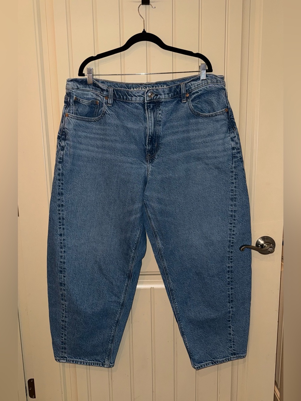 American Eagle High Rise Barrel Jeans Womens Size 18 AEO Denim